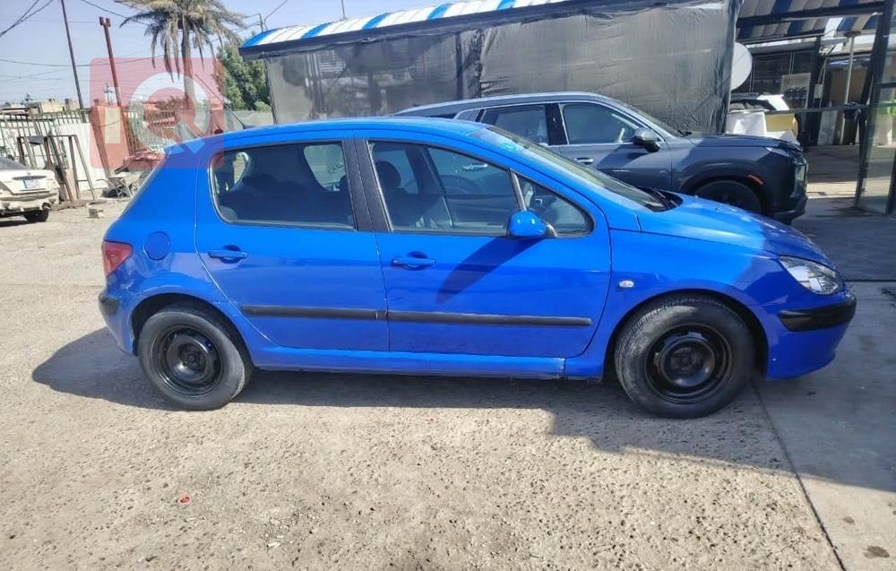بيجو 307